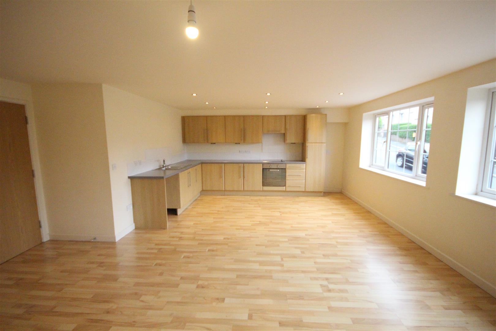 2 bedroom apartment SSTC in Colne - IMG_3436.jpg